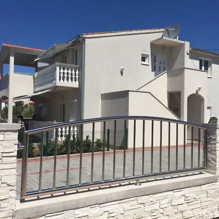 Majstorovic * Vodice
