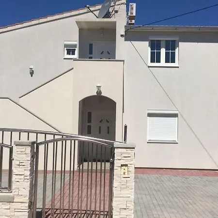Majstorovic Apartament Vodice